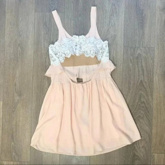 REVOLVE For Love & Lemons Women’s Sienna Mini Dress Keyhole Lace Pink Small - Picture 15 of 16